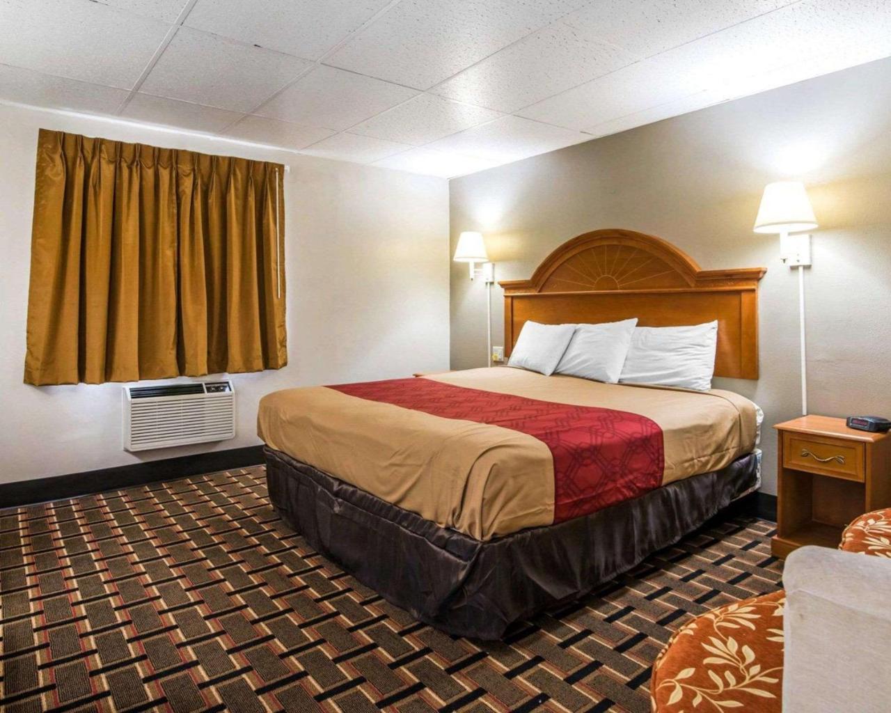 Econo Lodge New Paltz Kültér fotó