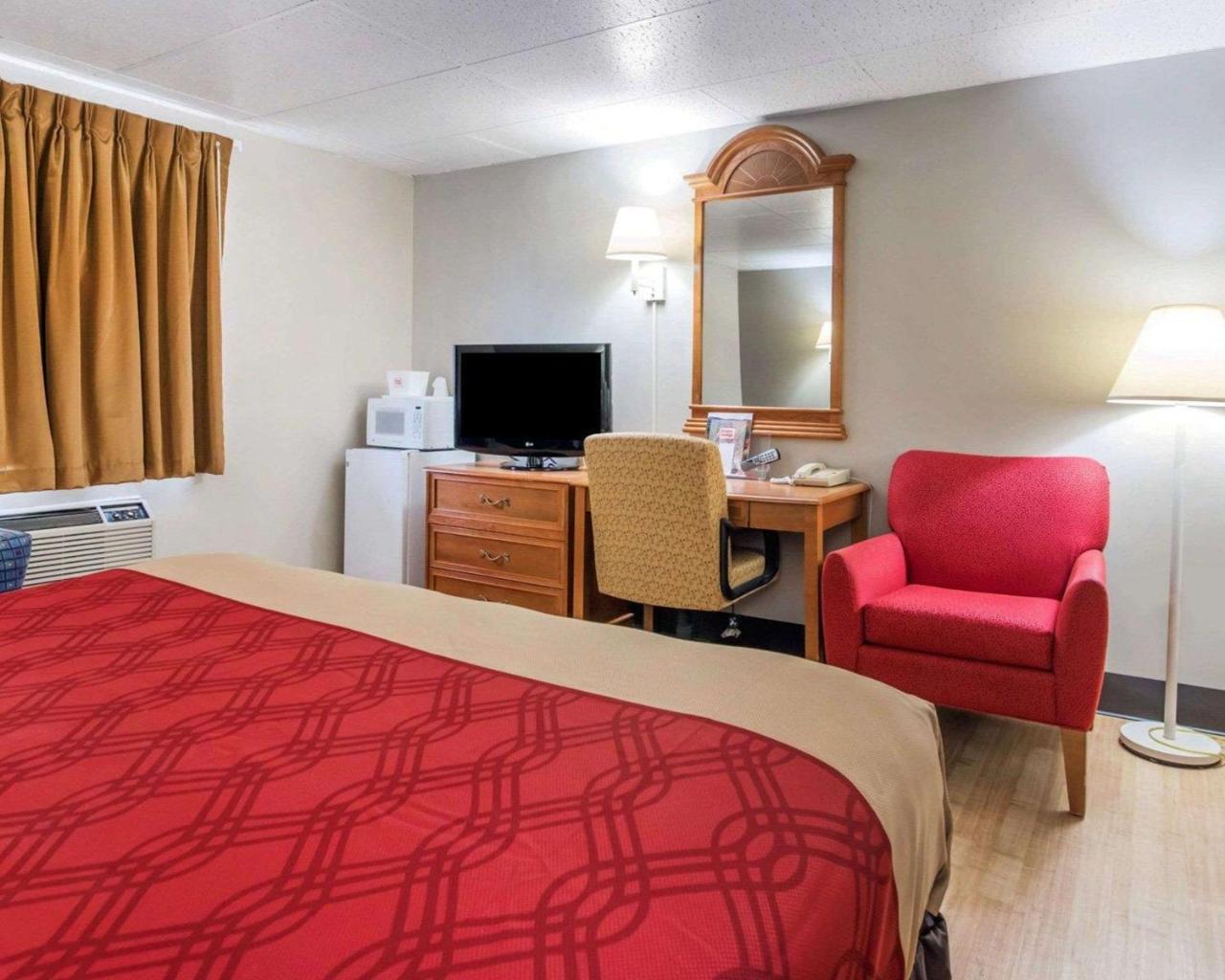 Econo Lodge New Paltz Kültér fotó