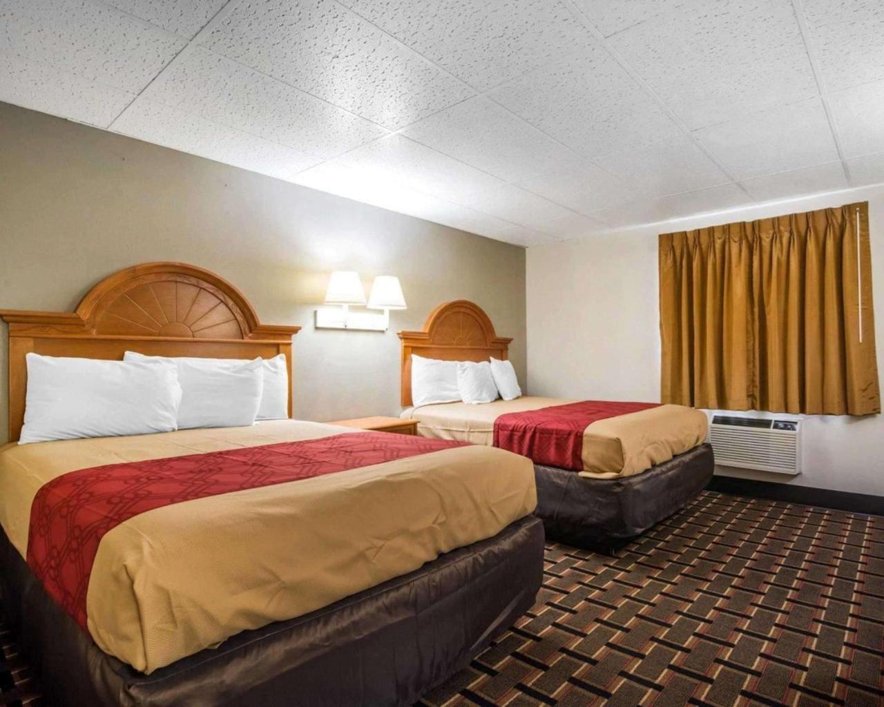 Econo Lodge New Paltz Kültér fotó