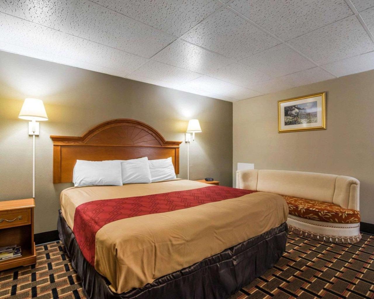 Econo Lodge New Paltz Kültér fotó