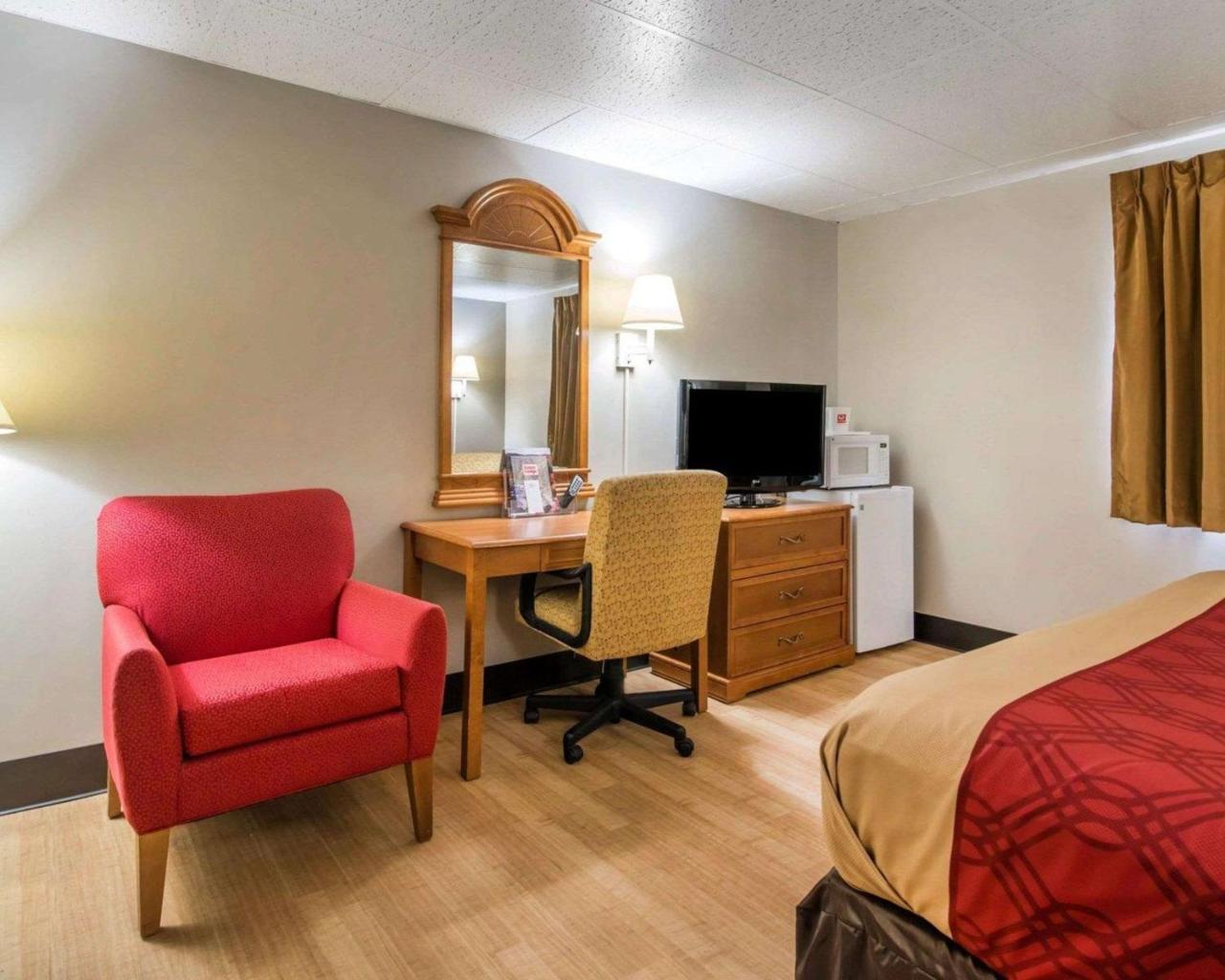 Econo Lodge New Paltz Kültér fotó