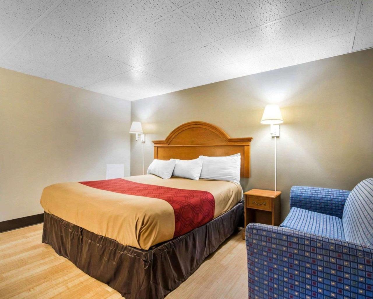 Econo Lodge New Paltz Kültér fotó
